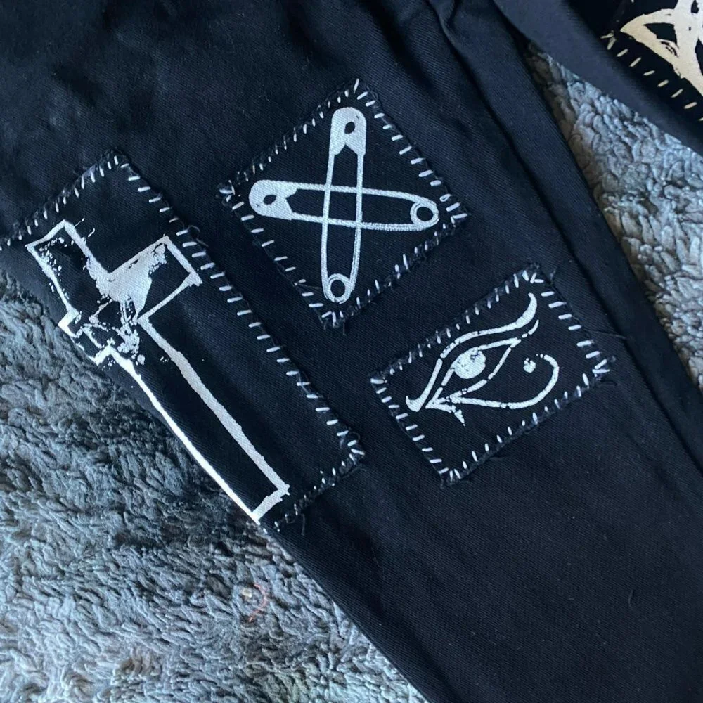 Stitch Btch Patched Lace Up Jeans - Picture 3 of 12